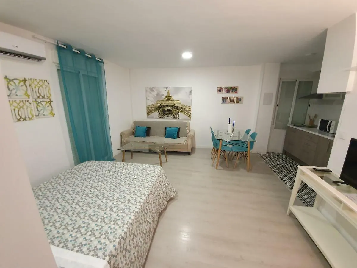 Apartamento En Los Patios De San Basilio Cordoba 0*,